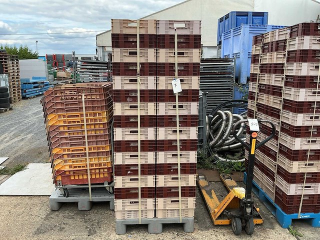 Pvc stapelkratten (64x) - afbeelding 1 van  2