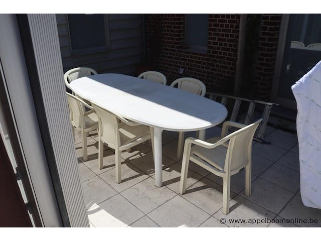 Pvc tafel vv 6 stoelen - afbeelding 1 van  1