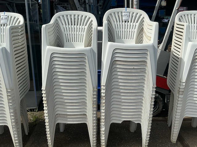 Pvc tuinstoel (45x) - afbeelding 1 van  2