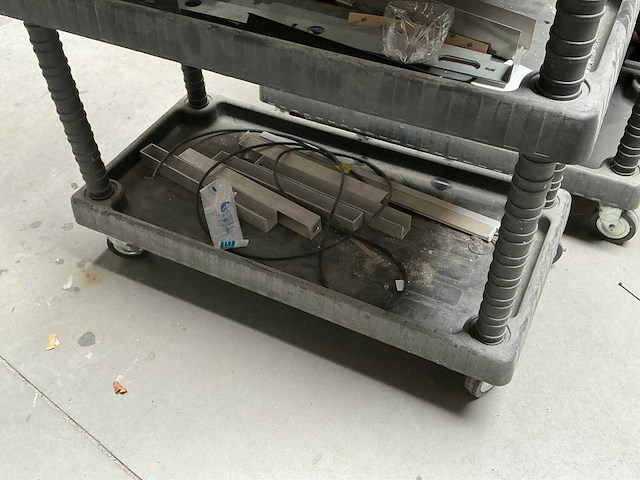 Pvc werkkar met inhoud (3x) - afbeelding 4 van  12