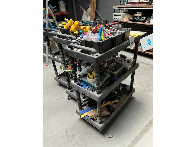 Pvc werkkar met inhoud (3x) - afbeelding 5 van  12