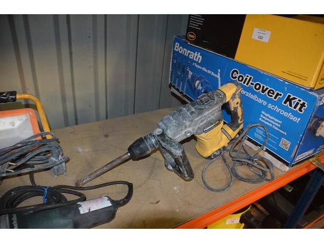 Pvc werkkoffer, boorhamer powerplus powx11831, slijpschijf metabo (defect), ophanging bonrath en mad, 2 led werflampen - afbeelding 2 van  12