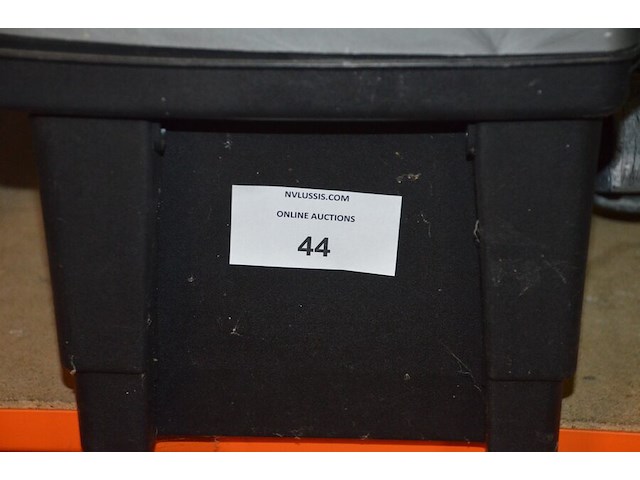 Pvc werkkoffer, boorhamer powerplus powx11831, slijpschijf metabo (defect), ophanging bonrath en mad, 2 led werflampen - afbeelding 9 van  12