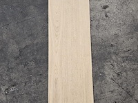 Pvc zelf te verlijmen 102m² - afbeelding 1 van  5