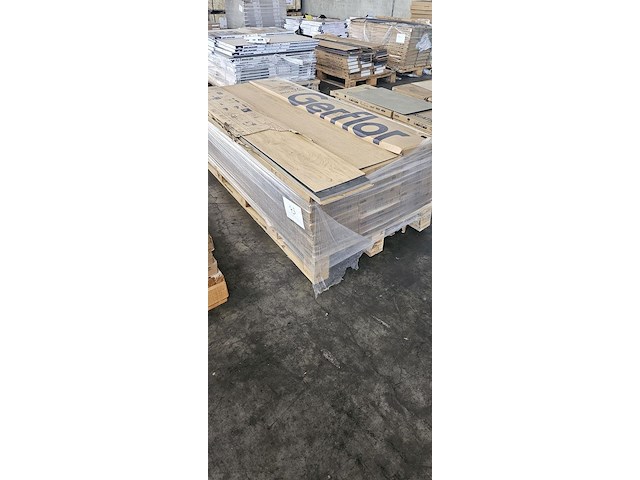Pvc zelf te verlijmen 102m² - afbeelding 4 van  5
