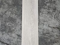 Pvc zelf te verlijmen 107m² - afbeelding 1 van  5