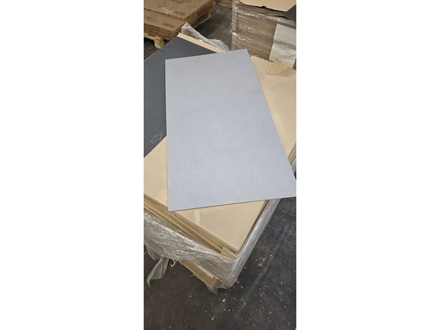 Pvc zelf te verlijmen 120m² - afbeelding 1 van  2