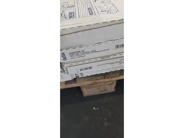 Pvc zelf te verlijmen 43m² - afbeelding 3 van  3