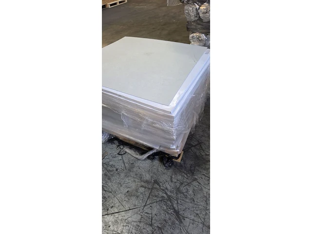Pvc zelf te verlijmen 83m² - afbeelding 2 van  3