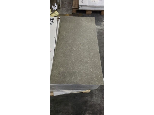 Pvc zelf te verlijmen 90m² - afbeelding 1 van  3