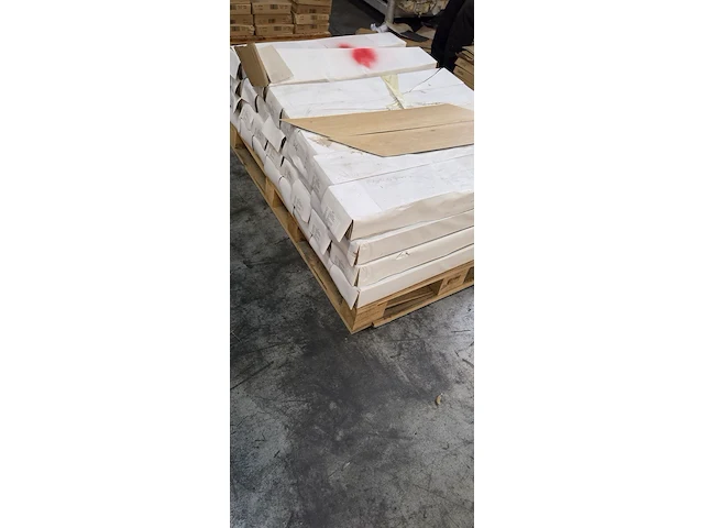 Pvc zelf te verlijmen 93m² - afbeelding 3 van  3