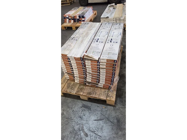 Pvc zelfklevend 105m² - afbeelding 2 van  4