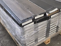 Pvc zelfklevend 131m² - afbeelding 2 van  3