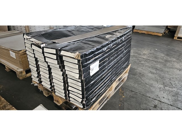 Pvc zelfklevend 170m² - afbeelding 4 van  5