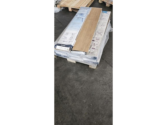 Pvc zelfklevend 32m² - afbeelding 4 van  5