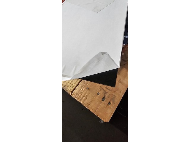Pvc zelfklevend 44m² - afbeelding 3 van  5