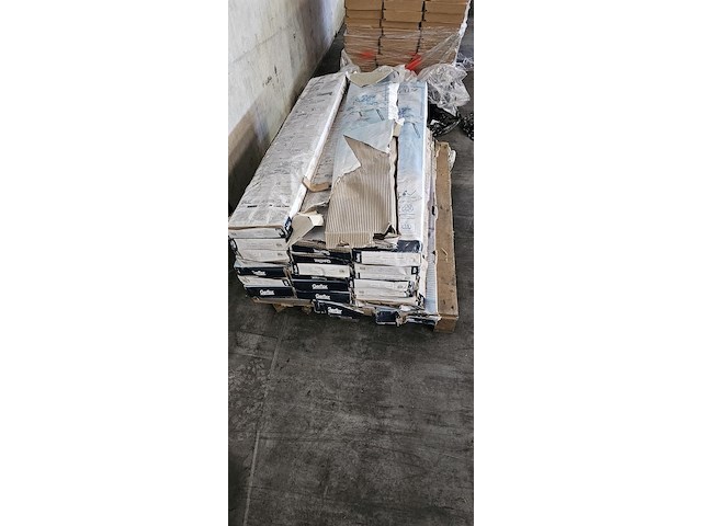 Pvc zelfklevend 59m² - afbeelding 4 van  5