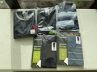 Pyjama’s maat 60 tot 68 (26x) - afbeelding 3 van  4