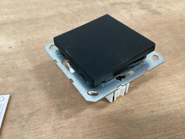 Q-link f-line kruisschakelaar (12x) - afbeelding 1 van  4