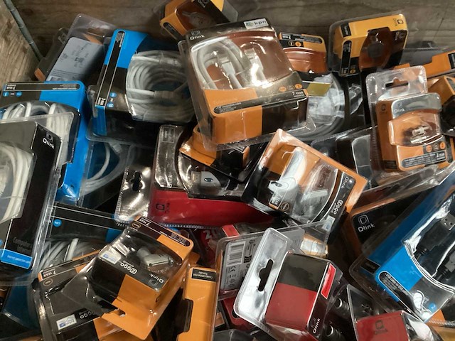 Q-link mix kavel audio- en computeraccessoires (55x) - afbeelding 2 van  6