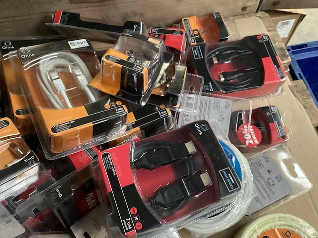 Q-link mix kavel audio- en computeraccessoires (55x) - afbeelding 3 van  6