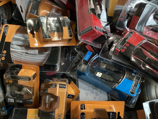 Q-link mix kavel audio- en computeraccessoires (55x) - afbeelding 5 van  6