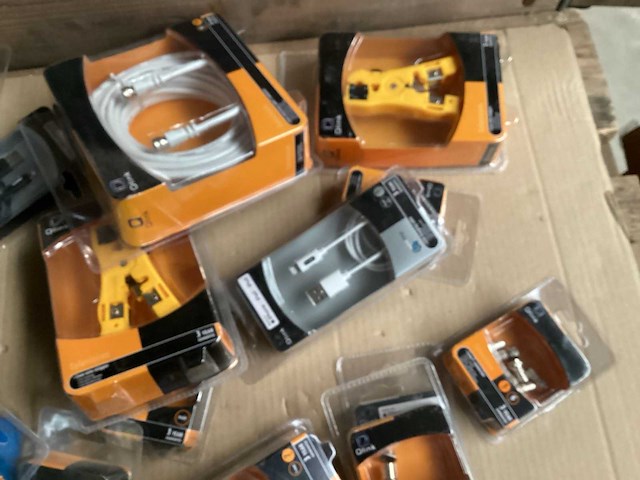 Q-link mix kavel audio- en computeraccessoires (62x) - afbeelding 3 van  6