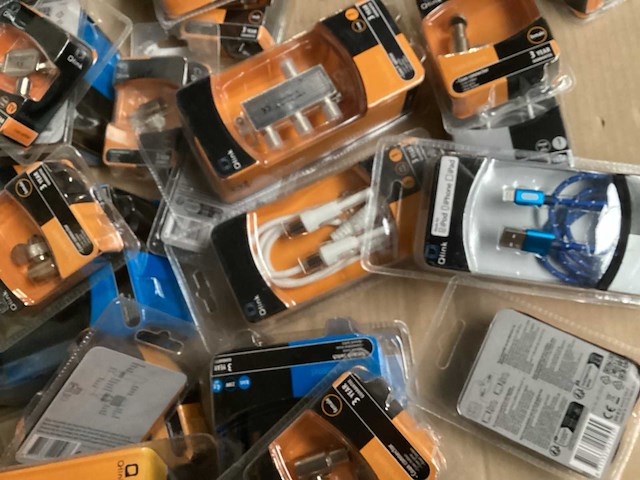 Q-link mix kavel audio- en computeraccessoires (62x) - afbeelding 4 van  6