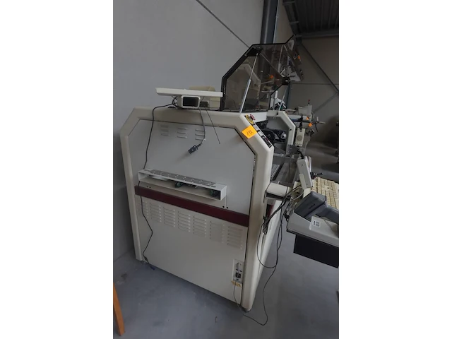 Qaud ( pick & place machine ) - afbeelding 5 van  11