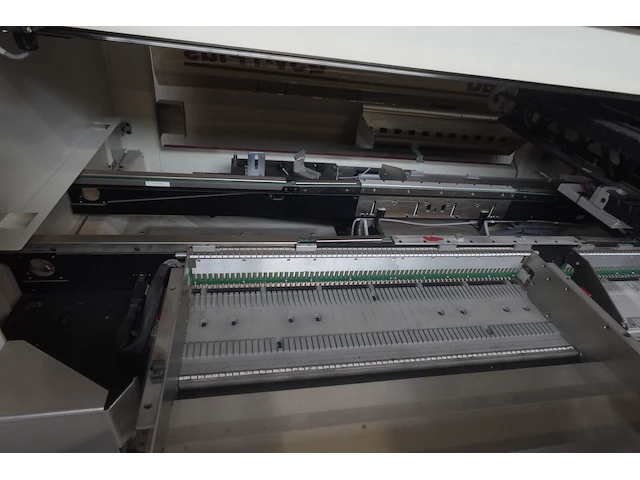 Qaud ( pick & place machine ) - afbeelding 8 van  11
