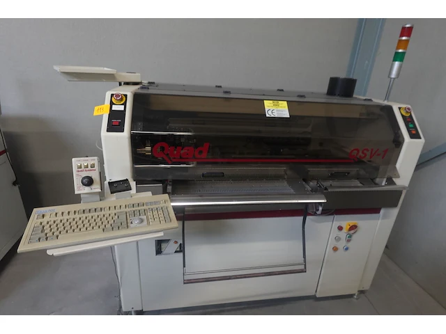 Qaud ( pick & place machine ) - afbeelding 1 van  9