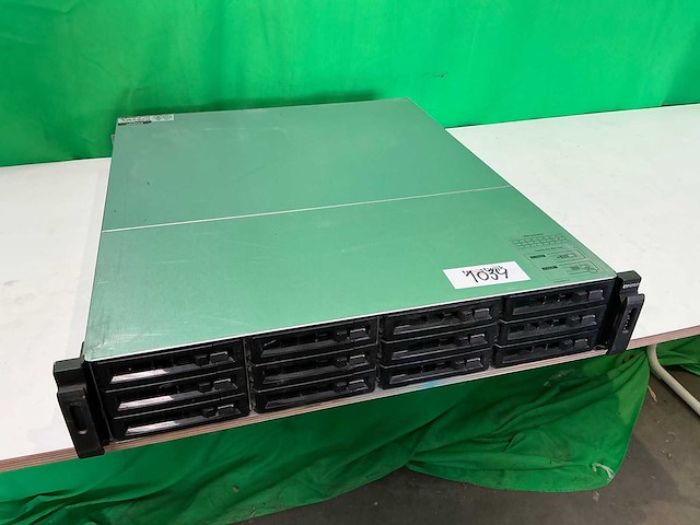 Qnap - ts-1279u-rp - server - afbeelding 1 van  5