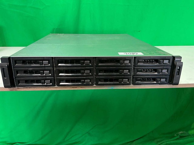 Qnap - ts-1279u-rp - server - afbeelding 2 van  5