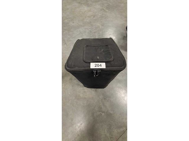 Qsc - k12 - luidspreker - afbeelding 2 van  3