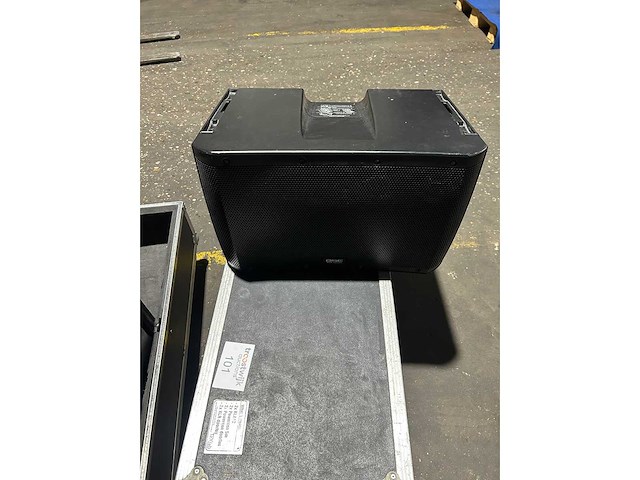 Qsc - kla12 - qsc line array kla (2x) - afbeelding 6 van  7