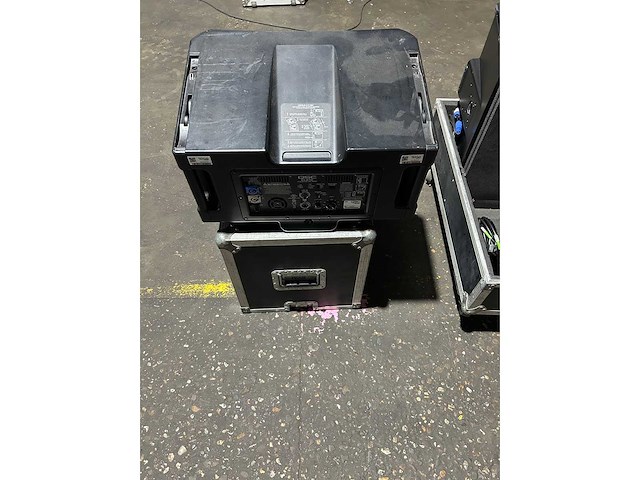 Qsc - kla12 - qsc line array kla (2x) - afbeelding 7 van  8