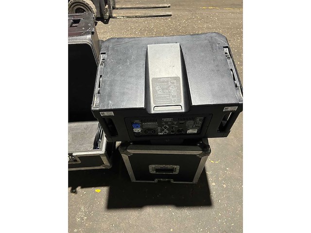 Qsc - kla12 - qsc line array kla (2x) - afbeelding 4 van  7