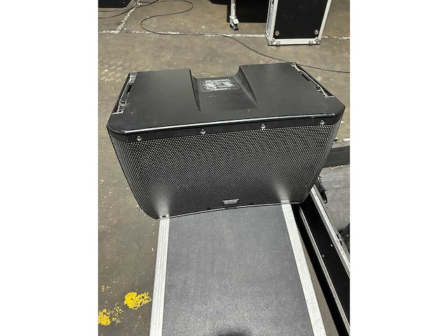 Qsc - kla12 - qsc line array kla (2x) - afbeelding 5 van  7