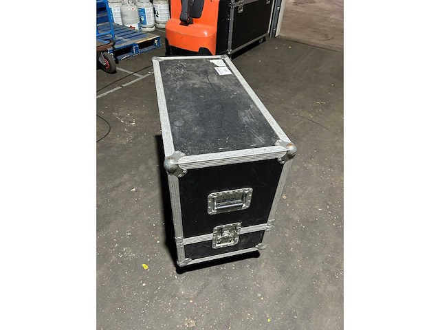 Qsc - kla12 - qsc line array kla (2x) - afbeelding 3 van  7