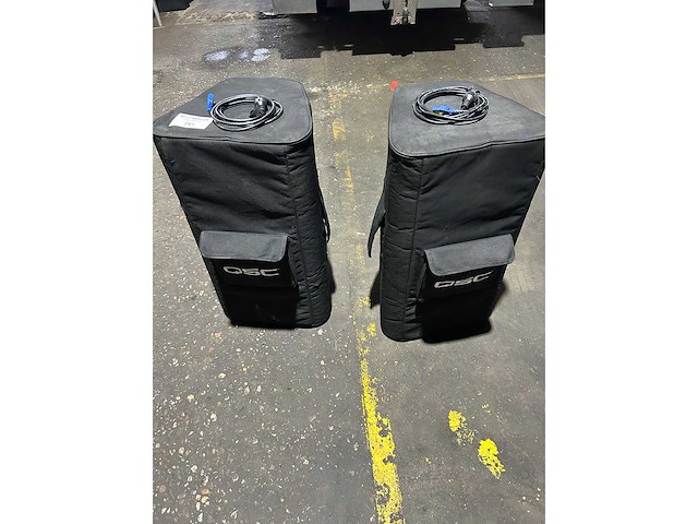 Qsc - kw152 - speakers (2x) - afbeelding 1 van  2