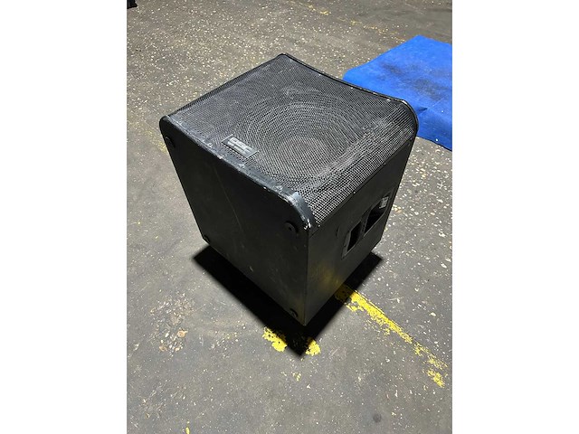 Qsc - kw181 - subwoofer qsc kw181 - afbeelding 1 van  3