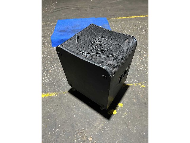 Qsc - kw181 - subwoofer qsc kw181 - afbeelding 1 van  3