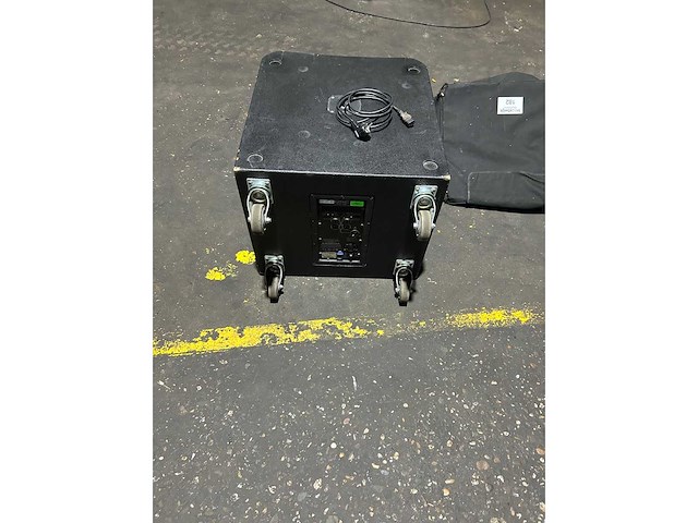 Qsc - kw181 - subwoofer qsc kw181 - afbeelding 3 van  3
