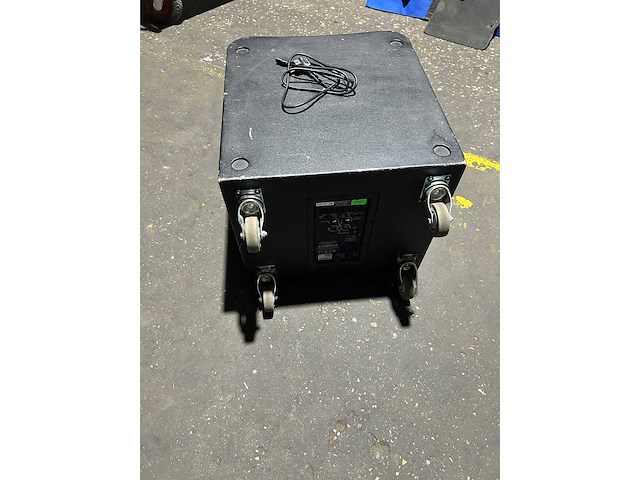 Qsc - kw181 - subwoofer qsc kw181 - afbeelding 3 van  3
