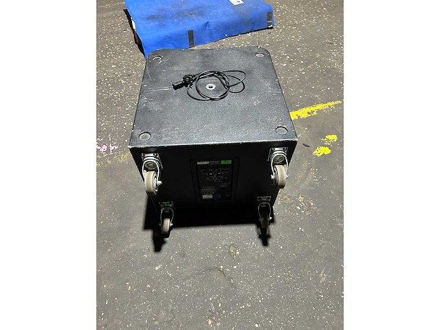 Qsc - kw181 - subwoofer qsc kw181 - afbeelding 2 van  2