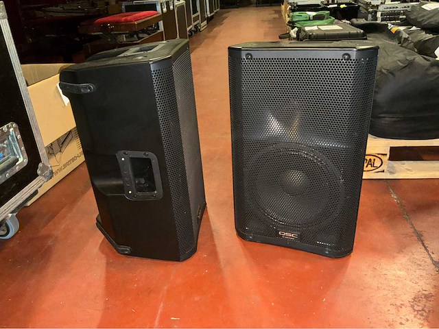 Qsc k10 luidspreker (2x) - afbeelding 1 van  9