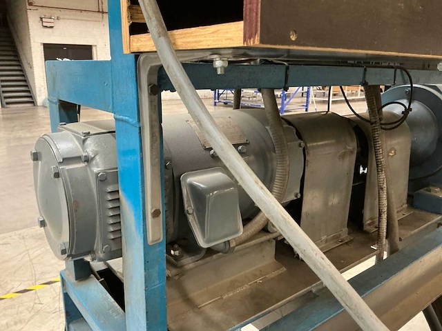 Qtran snijmachine - afbeelding 20 van  30