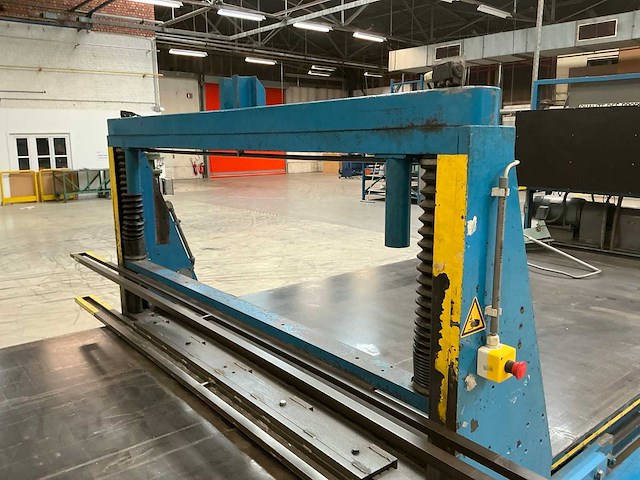 Qtran snijmachine - afbeelding 10 van  30