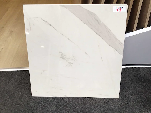 Qua granite calacatta gepolijst 60x60 cm tegel 92,16 m² - afbeelding 1 van  9