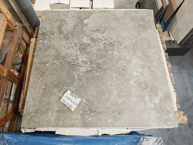 Qua granite gris travertino mat vloertegel 100x100 cm 9 m² - afbeelding 2 van  5